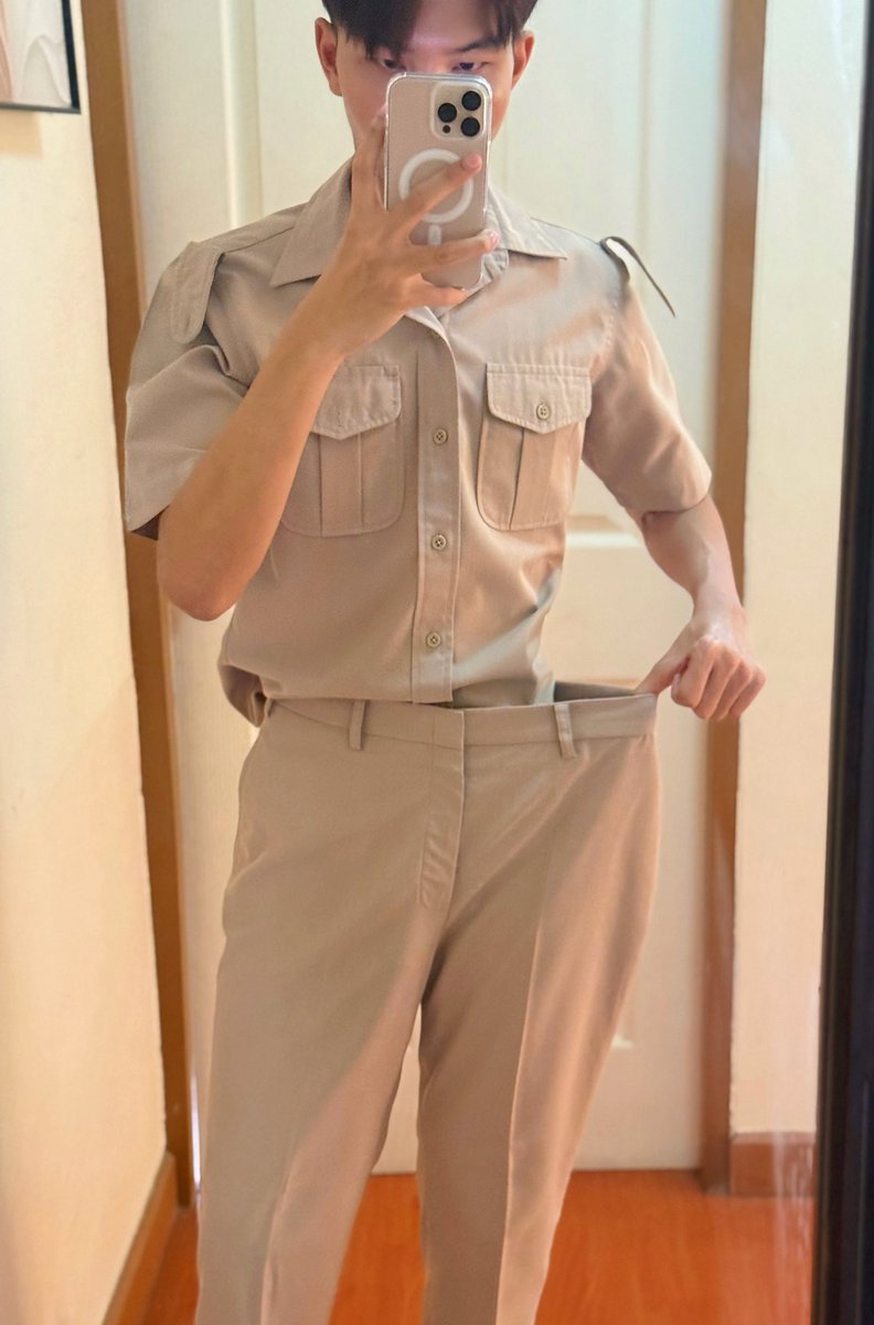golferic1's tweet photo. เคยผอม แล้วก็อ้วน นน.แตะ85
แล้วตอนนี้กลับมาผอมอีก 

ตอนอ้วนๆบวมๆ เพื่อนๆ คนรอบตัวไม่ค่อยทัก
แต่ชาวบ้าน หรือผู้ใหญ่จะชอบทัก ทำไรมา อ้วนขึ้นมาก  บางคนก็พูดติดตลก บวมเหมือนอึ่ง 🥹 ได้แต่ยิ้มแห้งๆ https://t.co/PjGaCPZKIP