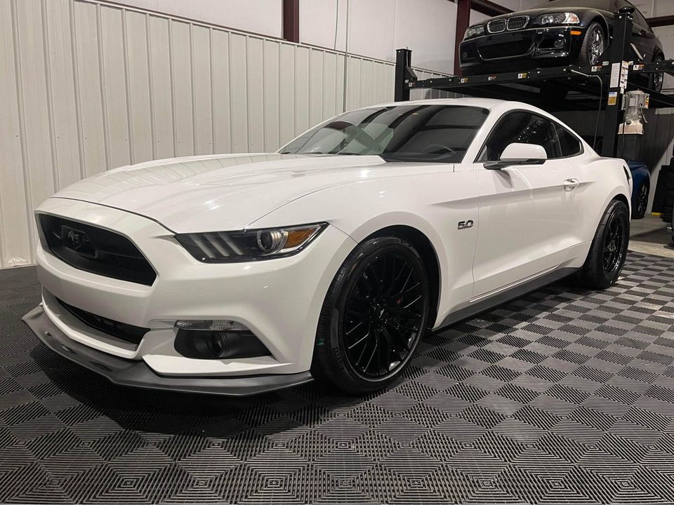 drivertodriver's tweet photo. 2015 Ford Mustang GT: Built Motor, Heavily Modified, 1061hp 5.0L Twin Turbocharged V8, RWD, Manual. https://t.co/skobHXnrmZ https://t.co/ISh4K6x5Et