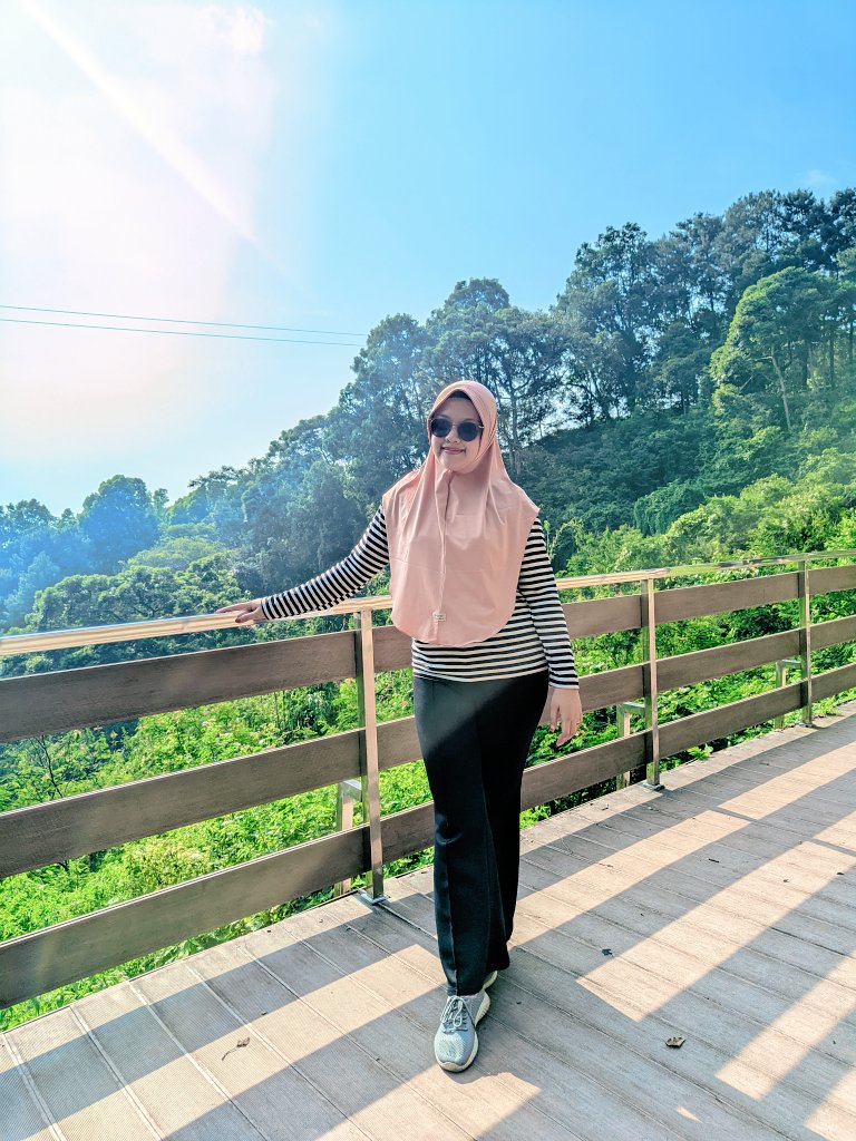𝚂𝚎𝚙𝚎𝚛𝚝𝚒 𝚠𝚊𝚛𝚗𝚊 𝚑𝚒𝚓𝚊𝚞 𝚢𝚊𝚗𝚐 𝚖𝚎𝚗𝚎𝚗𝚊𝚗𝚐𝚔𝚊𝚗, 𝚔𝚊𝚖𝚞 𝚊𝚍𝚊𝚕𝚊𝚑 𝚝𝚎𝚖𝚙𝚊𝚝𝚔𝚞 𝚙𝚞𝚕𝚊𝚗𝚐 𝚍𝚊𝚗 𝚖𝚎𝚗𝚎𝚖𝚞𝚔𝚊𝚗 𝚔𝚎𝚍𝚊𝚖𝚊𝚒𝚊𝚗. 🍃💚✨

#SSD #StaySelcaDay #StrayKids #Bangchan #스트레이키즈 #방찬