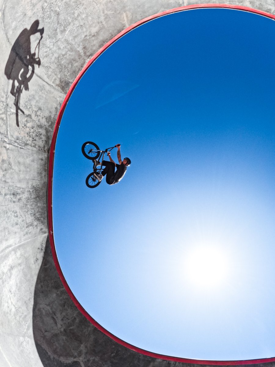 GoPro's tweet image. Photo Dump Friday: #GoProBike season is upon us, are you ready? 🚲

🚲 GoPro Family member Rodrigo Vicente
🚲 Adrian Soldado
🚲 Chris Bell
🚲 GoPro Athlete Domi Ohaco

#GoPro #MTB #MountainBiking #Bike