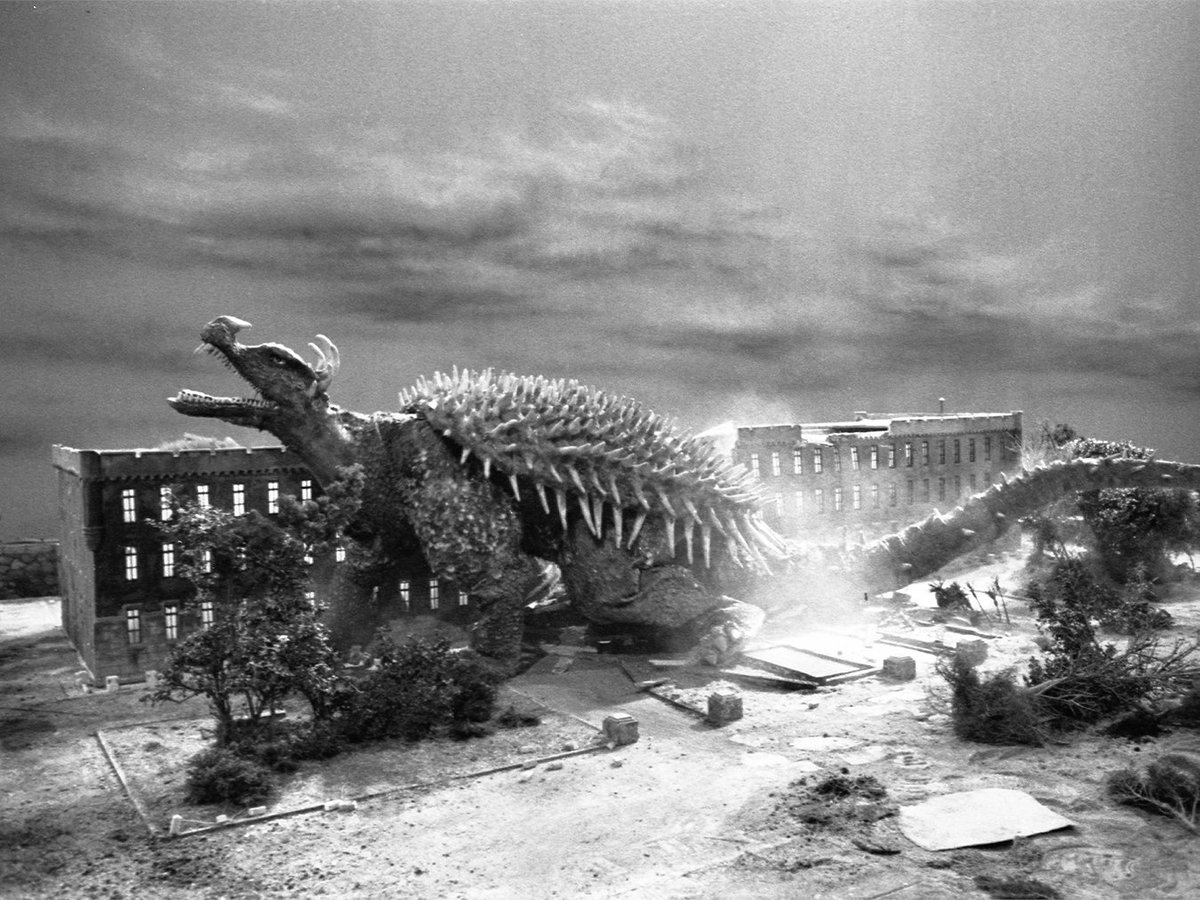 GODZILLA.OFFICIAL tweet media