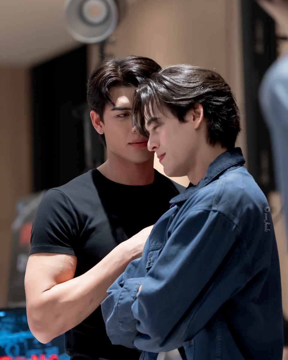 84 ° ° tweet media