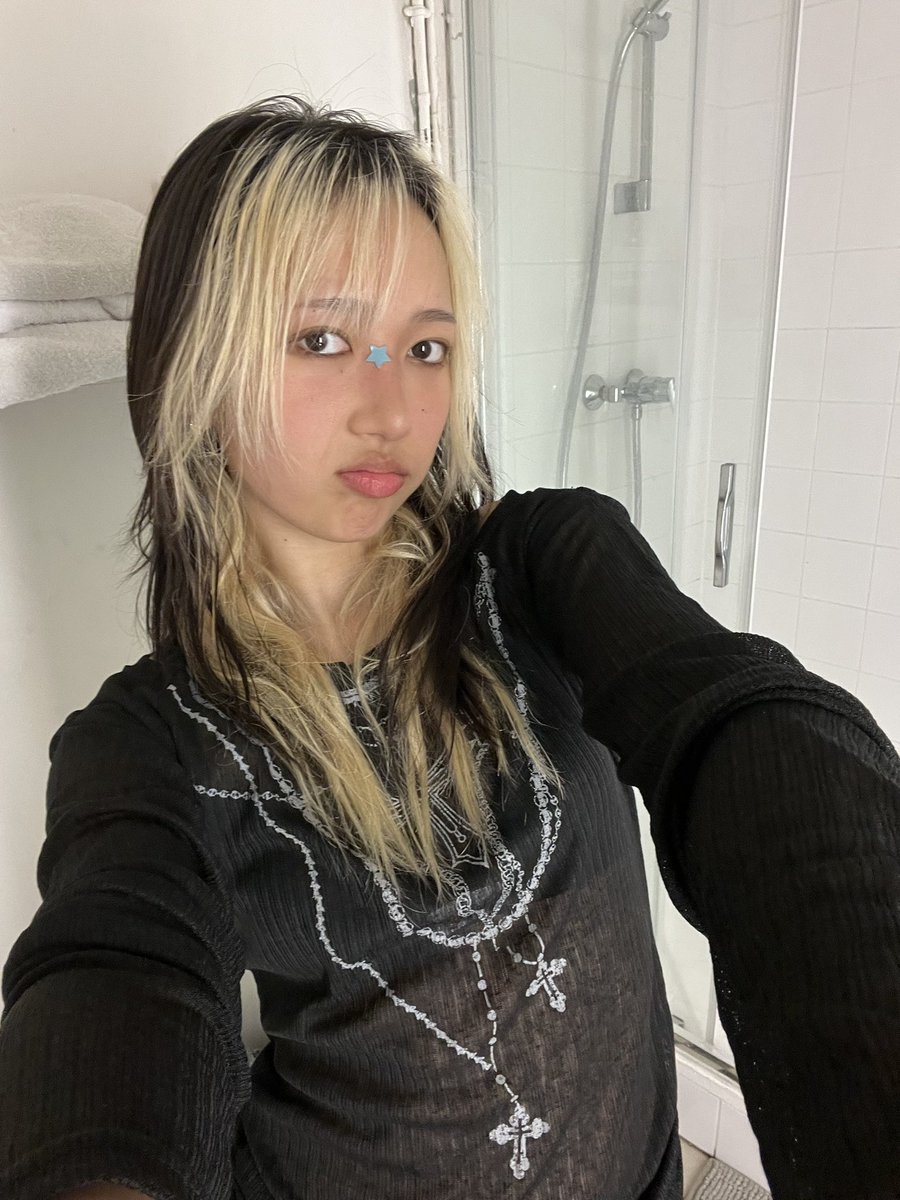 hannah bahng tweet media