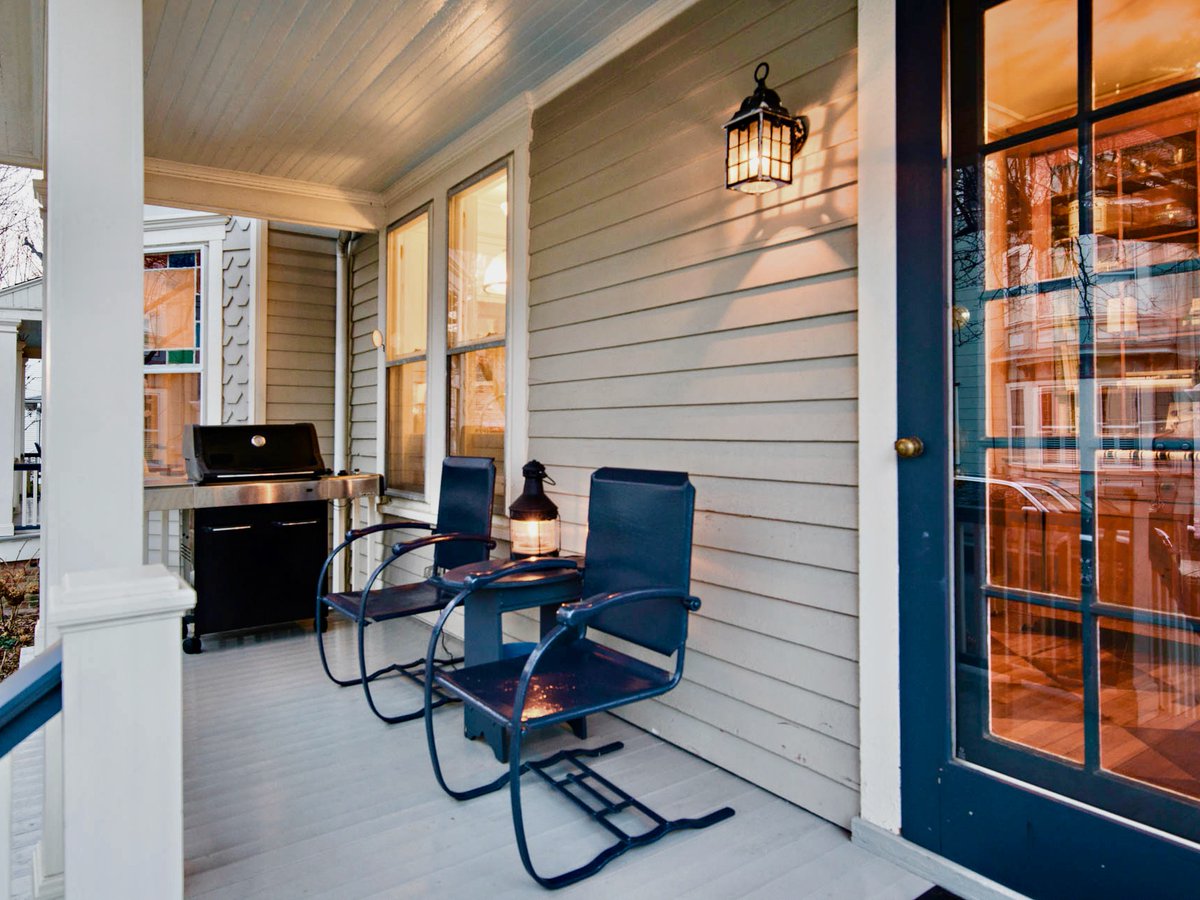 ChadwickCottage's tweet photo. Are you looking for one of those perfect Ocean Grove Beach Rentals? One of the Best Airbnbs in Asbury Park, New Jersey, USA? You found it!

4 Bedrooms &amp; 2½ Bathrooms
5 Blocks to Beach &amp; Boardwalk
Historic District

https://t.co/OTmS1nmbLC

#downtheshore #visit_nj #visitnjshore https://t.co/l3vpTDROOw