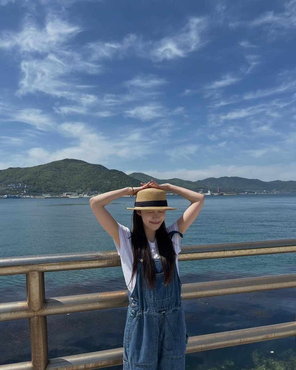 우주썸띵 tweet media