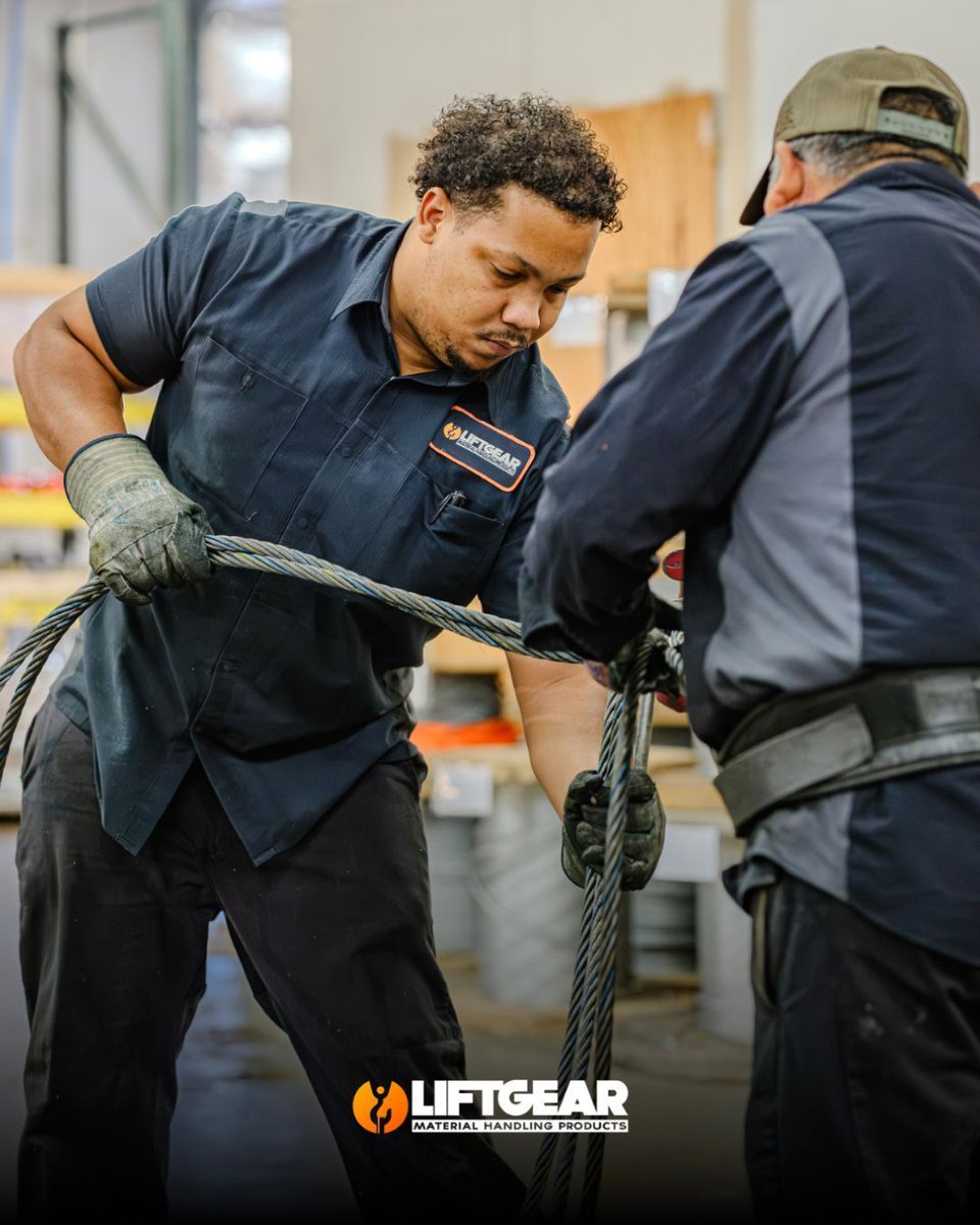 Liftgearusa's tweet image. Braided wire rope sling, built by hand by liftgear professionals.This Braided sling has a WLL of over 100K LBS
Liftgear.com

#wirerope #rigging #LIFTGEAR