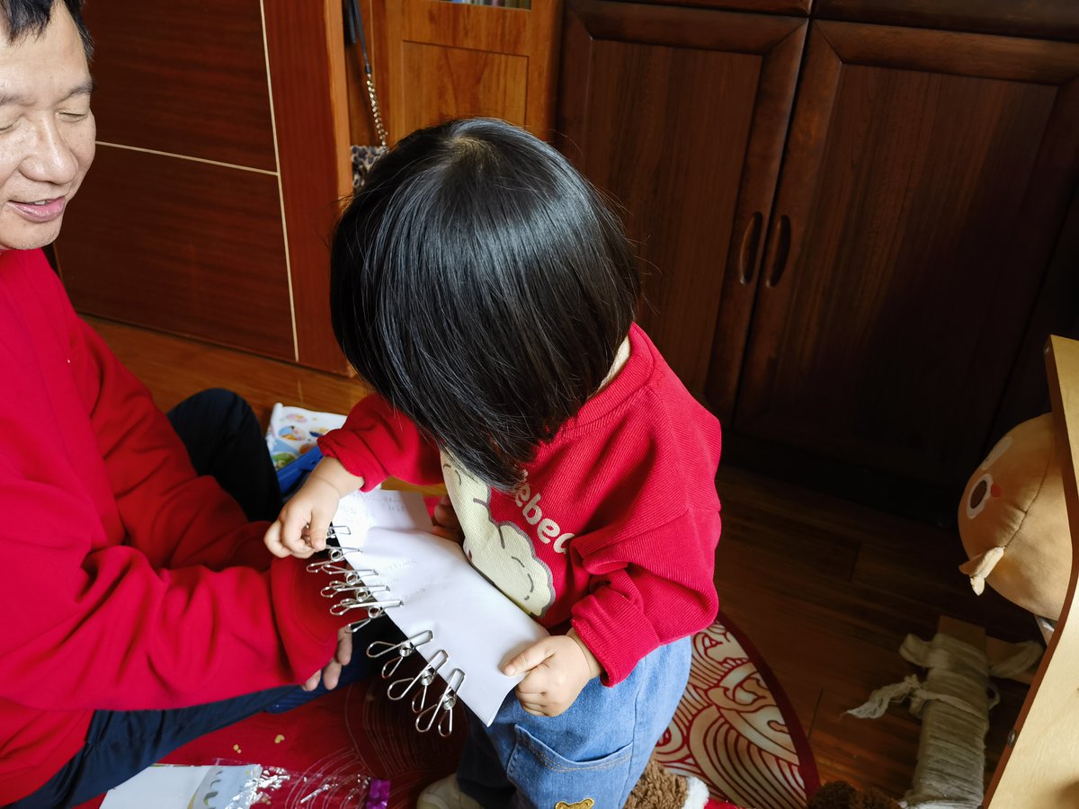 zeinalova99's tweet image. Spent 3 hours yesterday sorting books u0026 chatting with kids at the community library volunteer session—small acts, big smiles.  #VolunteerLife #CommunityLove