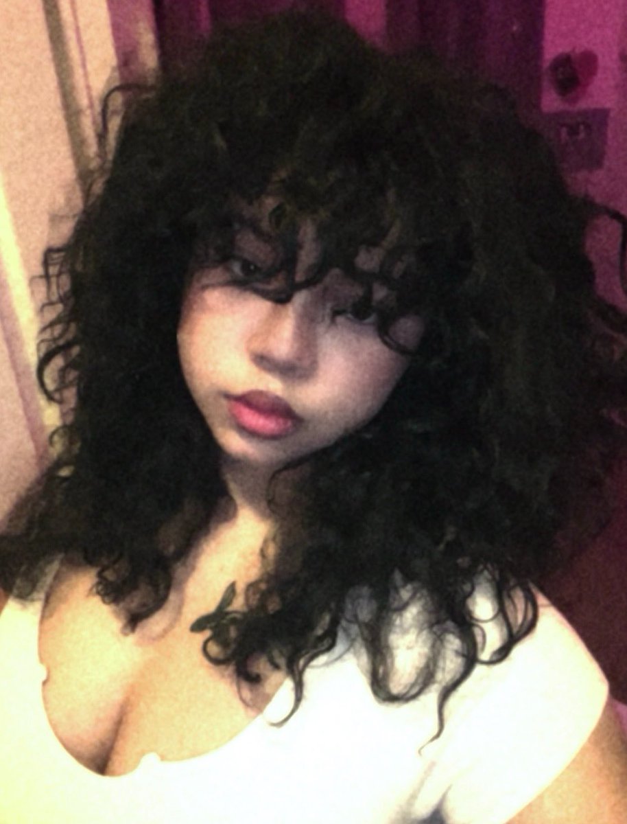 hyvnsngprincess's tweet image. ꒰ঌ( ⌯' '⌯) ໒꒱  𓈒𓂂𓏸♡♡‧₊˚*
#ssd #stayselcaday #현진 #스트레이키즈