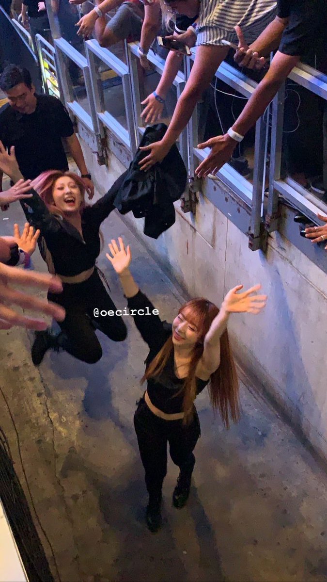 old loona pics tweet media