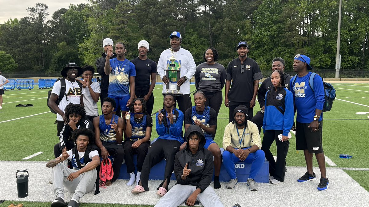 mxvk15's tweet photo. 2026 boys regionals champions. Mceachern High School! 🏆 #another1 #champions #jobsnotdoneyet #trackandfield https://t.co/hGUzLjrOJG