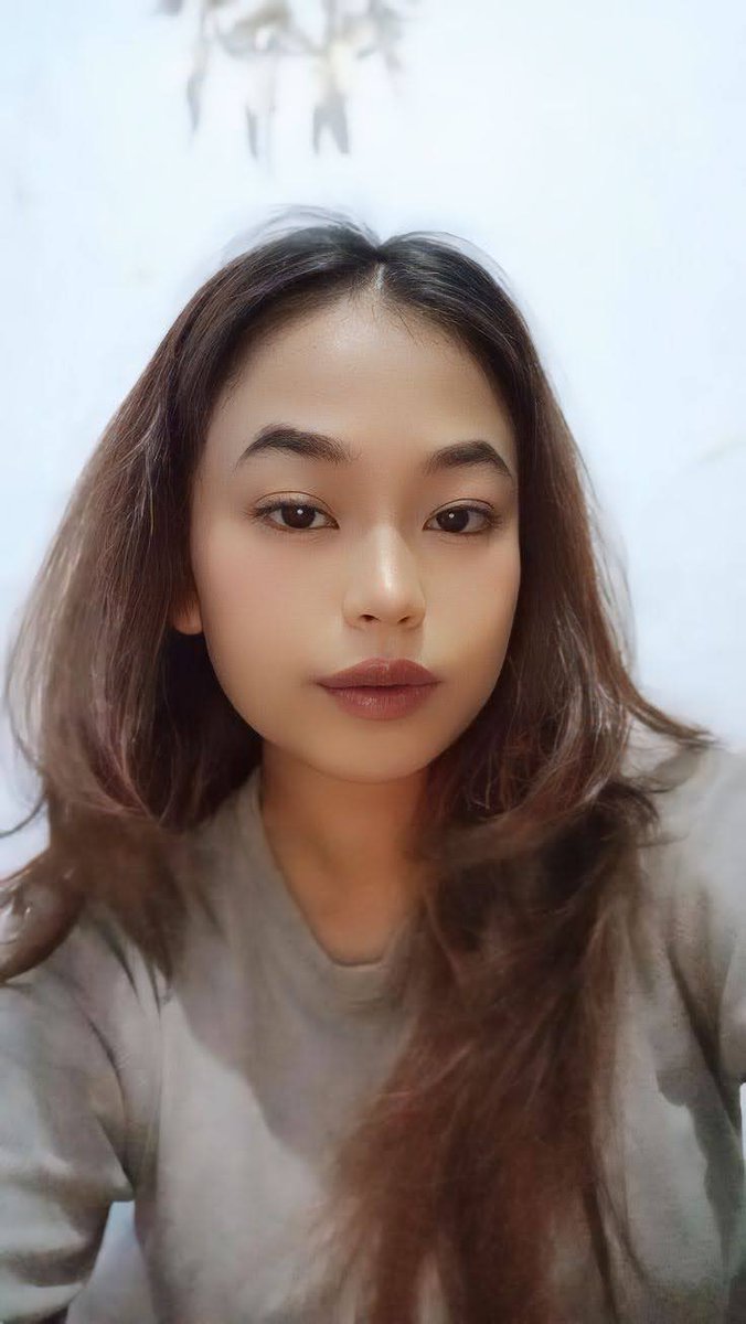 bil mengaku #NYONMANIA tweet media