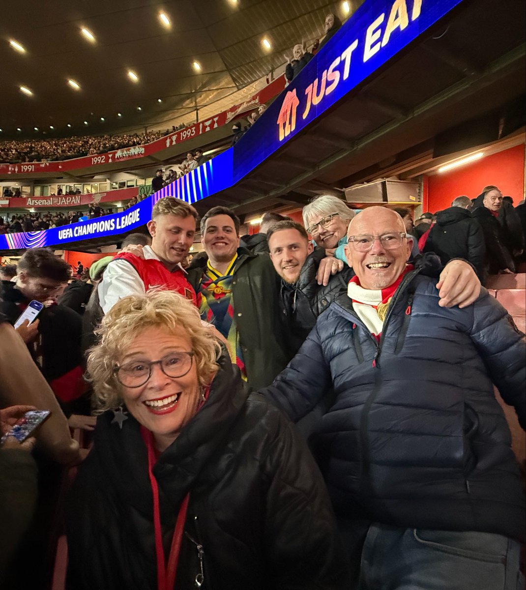 JaakeMatee's tweet photo. Sporting (H) 🇵🇪 Budapest via Madrid. (only took 2 weeks to post) https://t.co/rsAmSDW3Ue