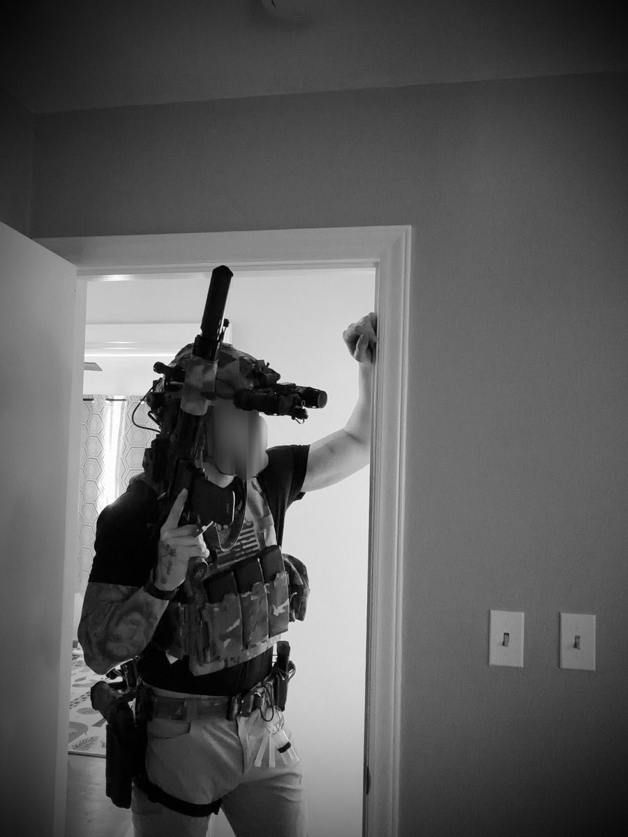 bleedready's tweet photo. Are you training today? 

#cqb #bleedready #tccc #angles #shoot #army https://t.co/mMAdvI0jSv