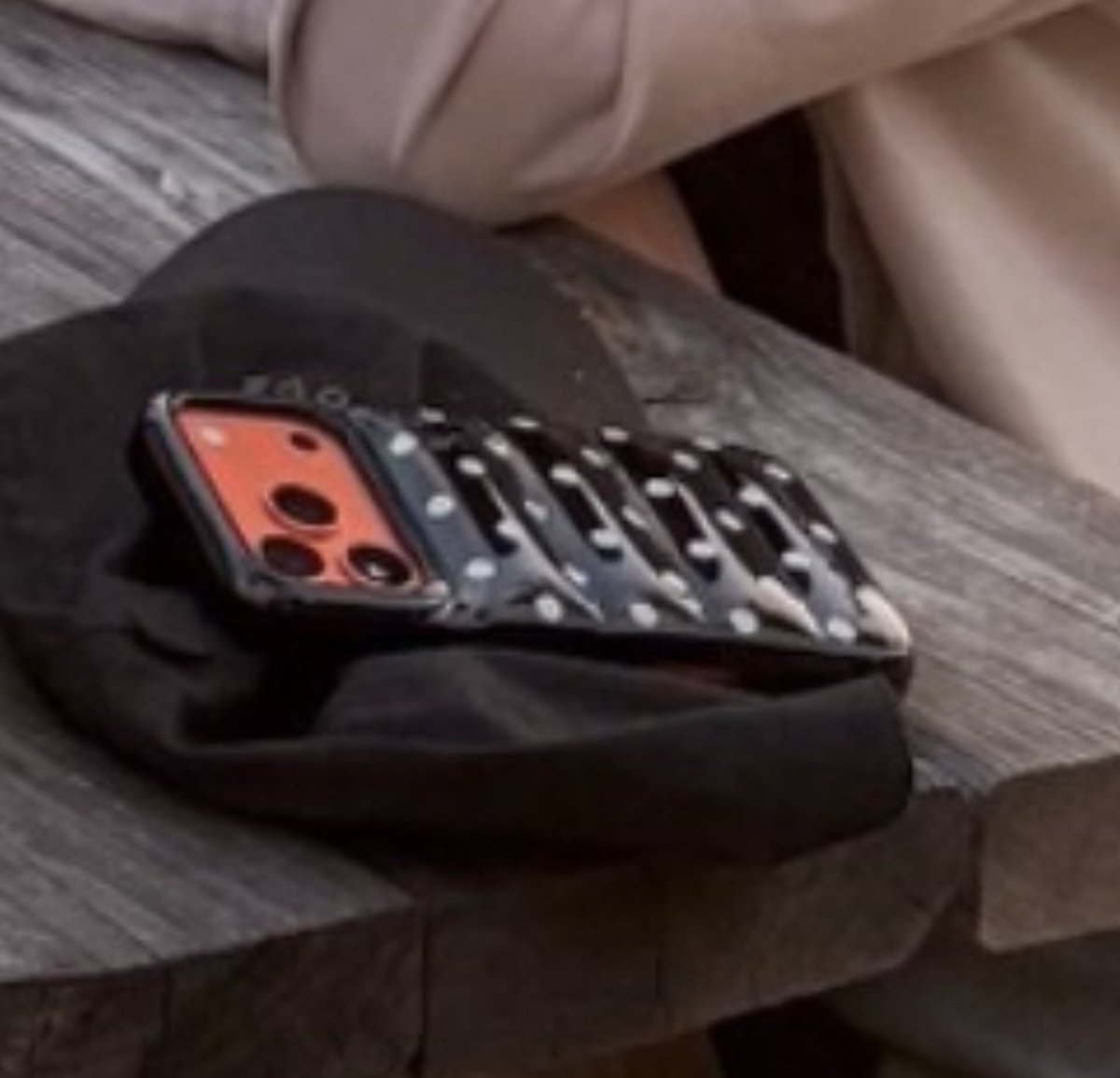 taejoon phone cases they’re so 😭🥰😭🥰😭
