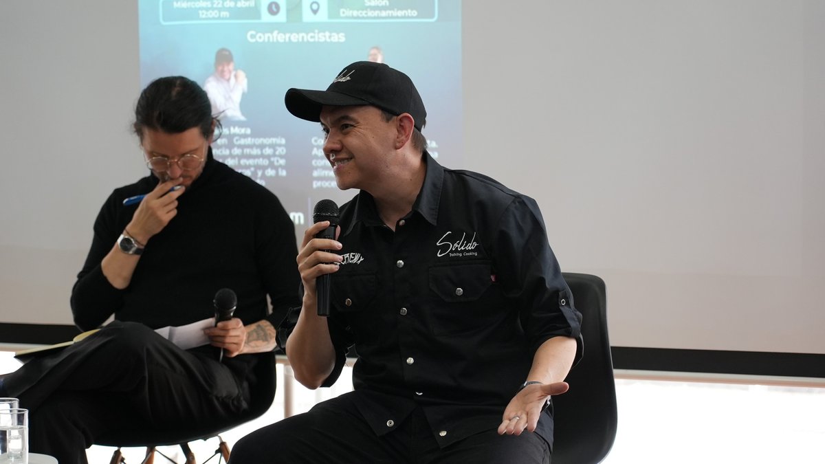 Unicafam tweet media