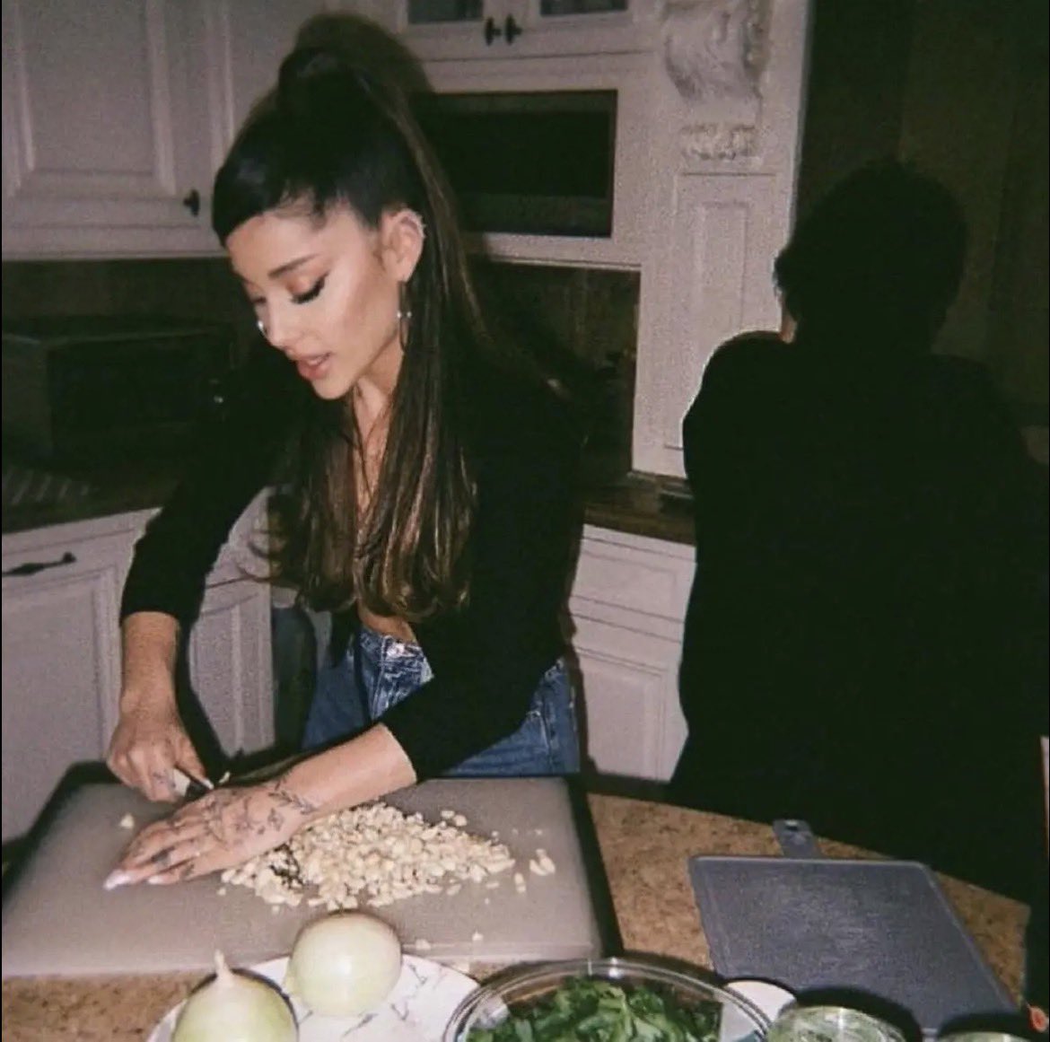 honeyari 💋ꕤ seeing ari tweet media