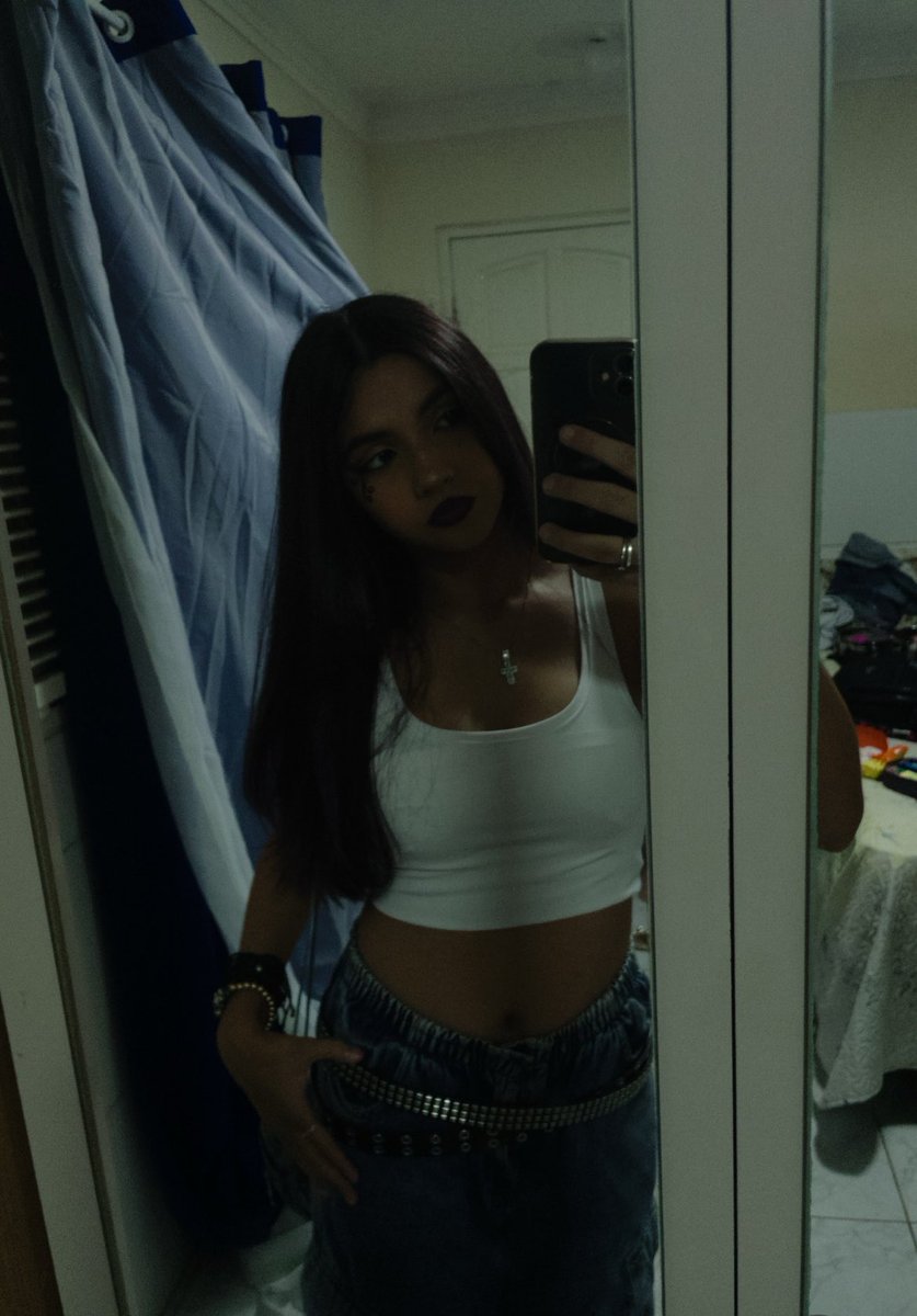 thaysdaily_'s tweet image. ~me and my fav💭

#SSD #StaySelcaDay #LeeKnow #StrayKids #리노 #스트레이키즈 @Stray_Kids