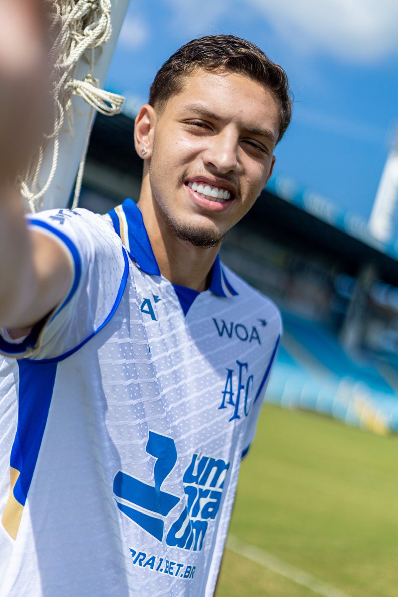 AvaiFC's tweet photo. Se tem manto novo, tem que ter foto nova. 😎

Nossa nova camisa já está disponível para a Nação Avaiana nas lojas Leão da Ilha da Ressacada e da Beira-Mar, e também no site https://t.co/qjzH2uOOyz.

#TodosPeloAvaí
#VoltSport
📷: Leandro Boeira/@avaifc https://t.co/YqtfzbwI8v