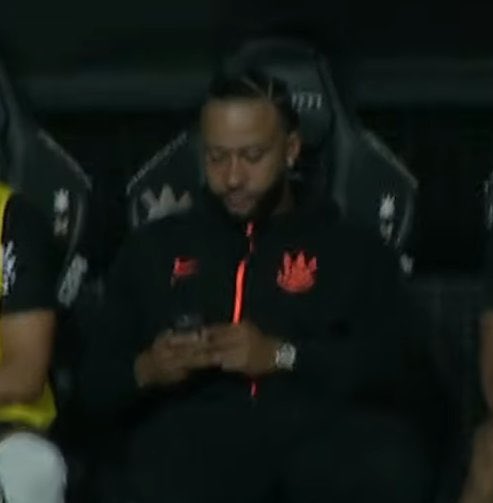 Hje tem Corinthians nrr ..