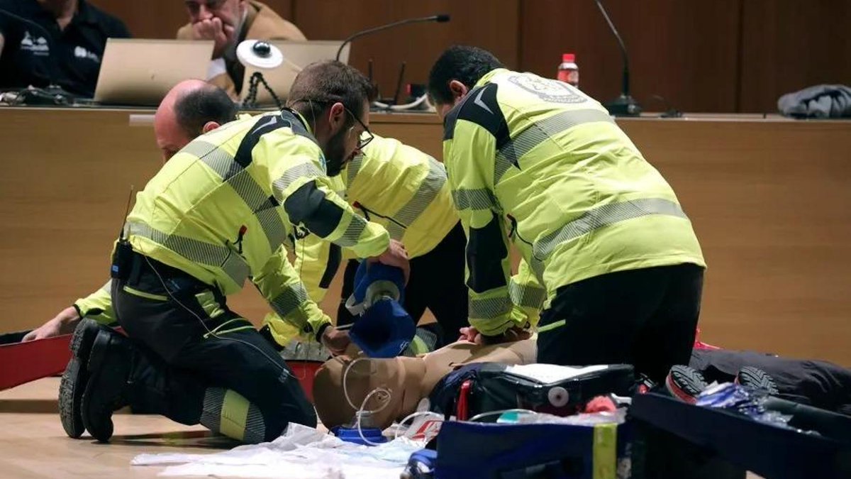 EL ESPAÑOL tweet media