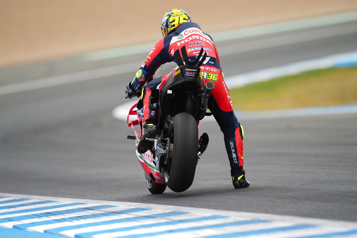 HRC_MotoGP's tweet image. 0.056s the difference between Q1 and Q2 for both @JoanMirOfficial and @Luca_Marini_97 combined.

That's just how MotoGP is sometimes 🤷‍♂️

#SpanishGP 🇪🇸