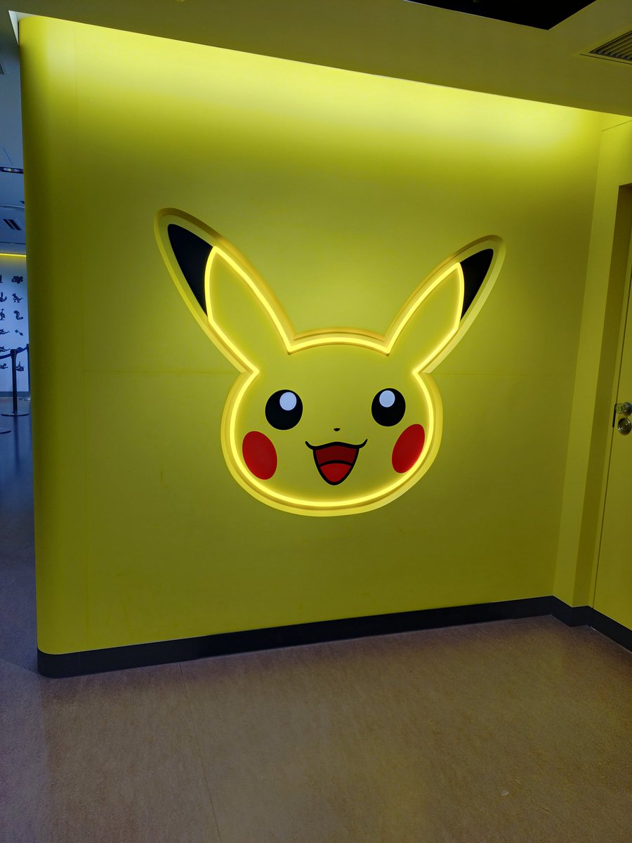 あかつき tweet media