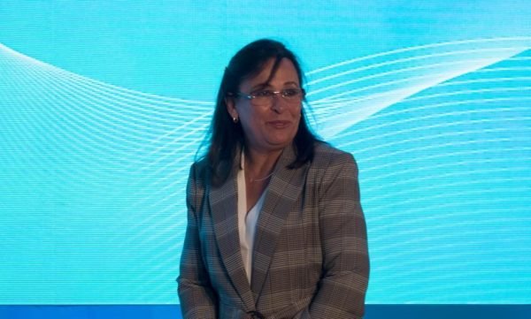 Los alcaldes de Nanchital y otros municipios presumen altos salarios y opacidad, mientras <a href="/rocionahle/">Rocío Nahle</a> aplica austeridad y recorta el suyo. Sobre el necesario “manotazo” y los abusos locales, en #CONTRASEÑAS de <a href="/MValeraH/">Miguel Valera</a> wp.me/p6B1Id-7cb