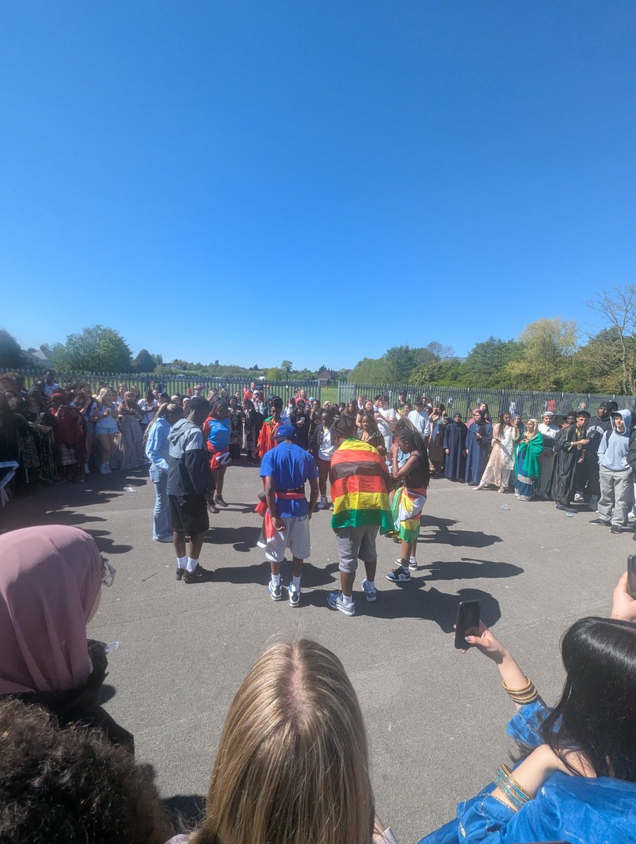 stuartbathurst's tweet image. What a brilliant Culture Day at SB! 🌍 From multilingual collective worship to delicious food sales and a lively lunchtime filled with music from around the world, the whole community came together to support our Sixth Form Lourdes pilgrimage! #FaithInAction