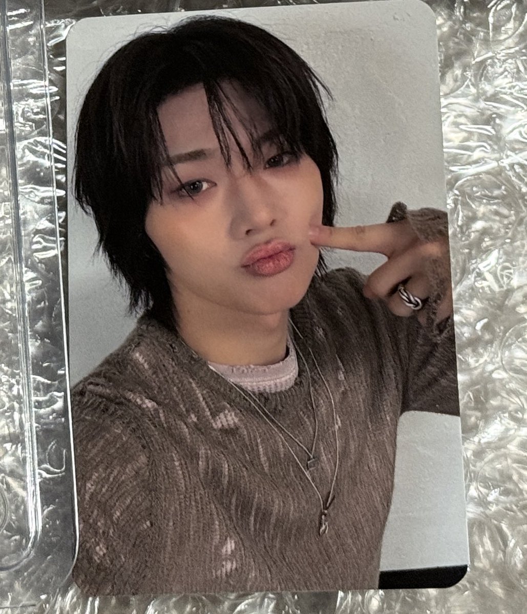 yangdo689425's tweet photo. 엑디즈 엑스디너리 히어로즈 뮤직플랜트 미공포 양도
정수 미공포 2.5
주연 미공포 1.7

주연 공방포카(하자있을수도있어서저렴하게양도합니다) 3

건일 네모반 렌큘+id카드 세트(이미지외포카일괄) 1.2

씨유반택 가능 +0.2
https://t.co/qihKDRiZin https://t.co/V0LikX5RPn