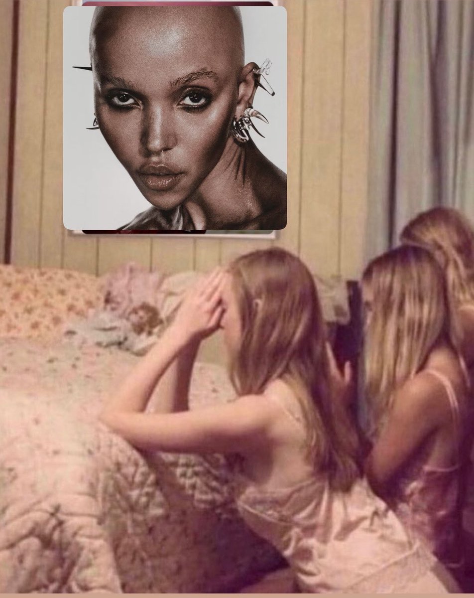 Buenos días a todXs pero en especial a quienes vieron a FKA Twigs ayer porque nuestras vidas nunca van a ser iguales y jamás veremos a ningún performer de la misma manera 🙏🏼