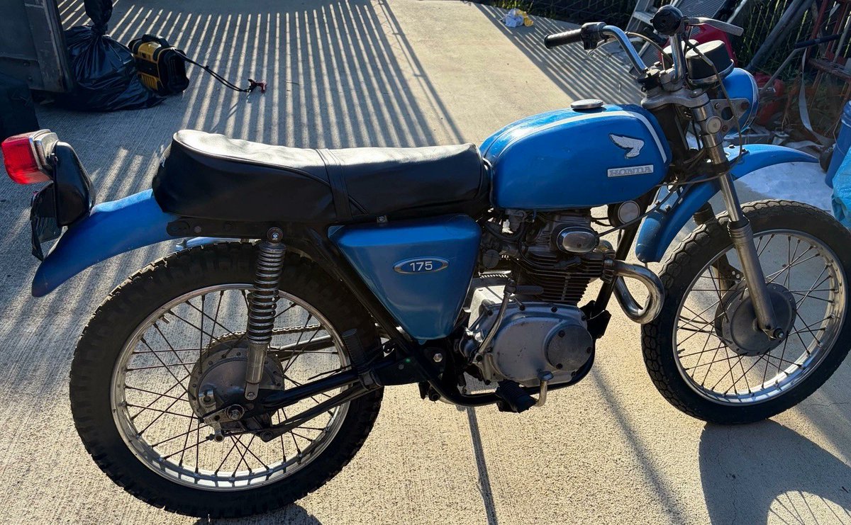 BarnfindMCycles's tweet image. Check out this 1969 Honda CL175! Ebay ad here ow.ly/9ggi50YOE3n #Honda #VintageMotorcycle #HondaMotorcycles #ClassicHonda #MotorcycleRestoration barnfindmotorcycle.com