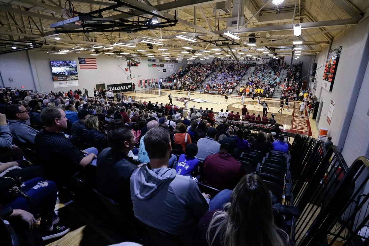 Small College Hoops tweet media