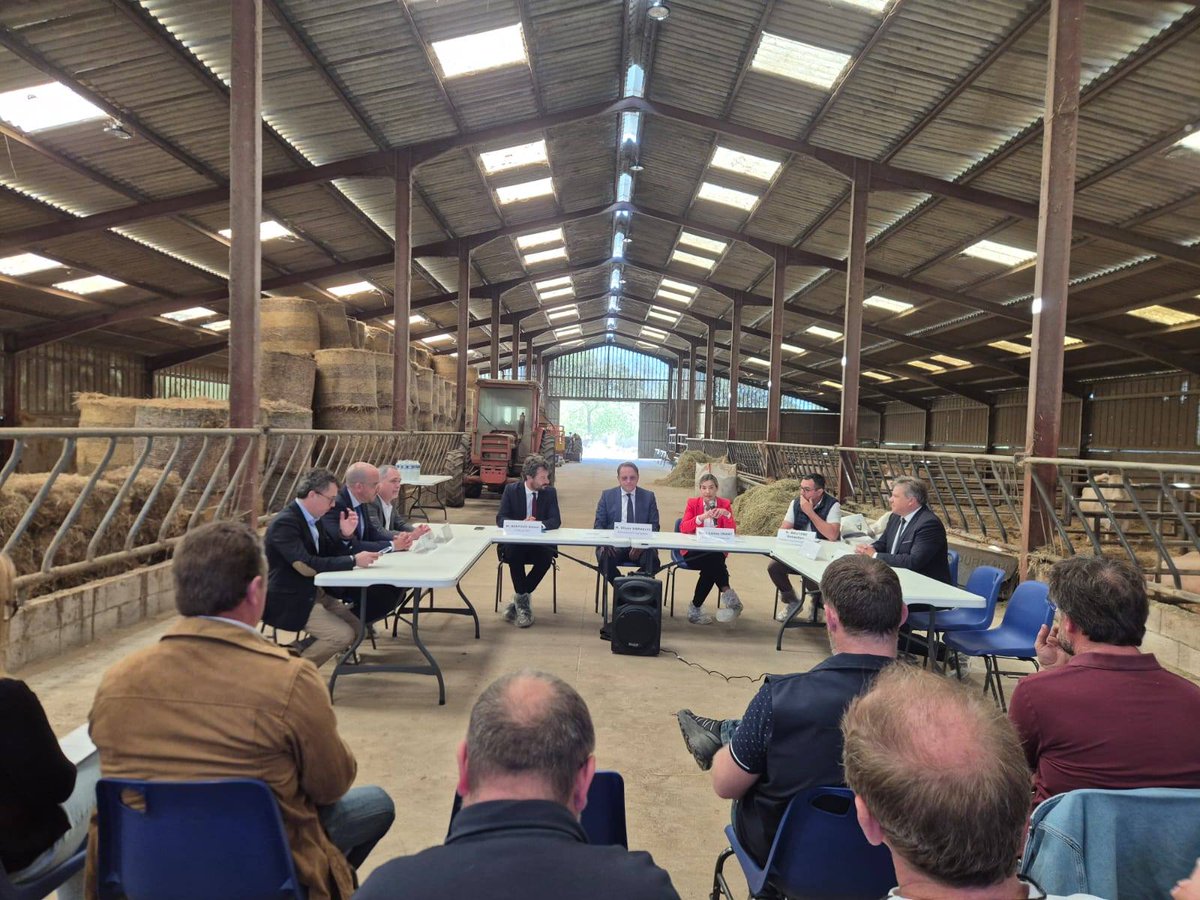 coordinationrur's tweet image. 🟡 #DNC : des incohérences dénoncées sur le terrain

À l’occasion de la venue du commissaire européen à la Santé, Oliver Várhelyi, dans un élevage du Tarn, la Chambre d'Agriculture du Tarn et la Coordination Rurale Occitanie ont rappelé les difficultés liées à la gestion de la