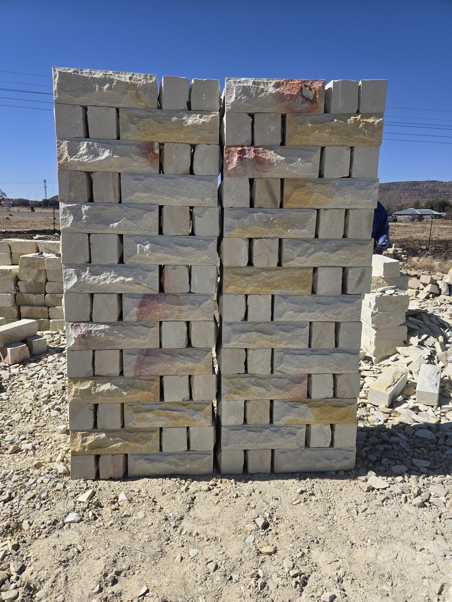 Refilwe🫦 tweet media