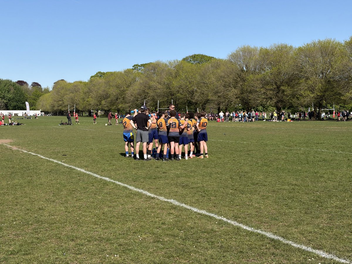 StanwellPE's tweet photo. An excellent performance in the Plate Round of 16 match for the Y7 rugby team. Onto the quarter finals🏉👏🏻🔶🔷 https://t.co/5ma2iqMpyb
