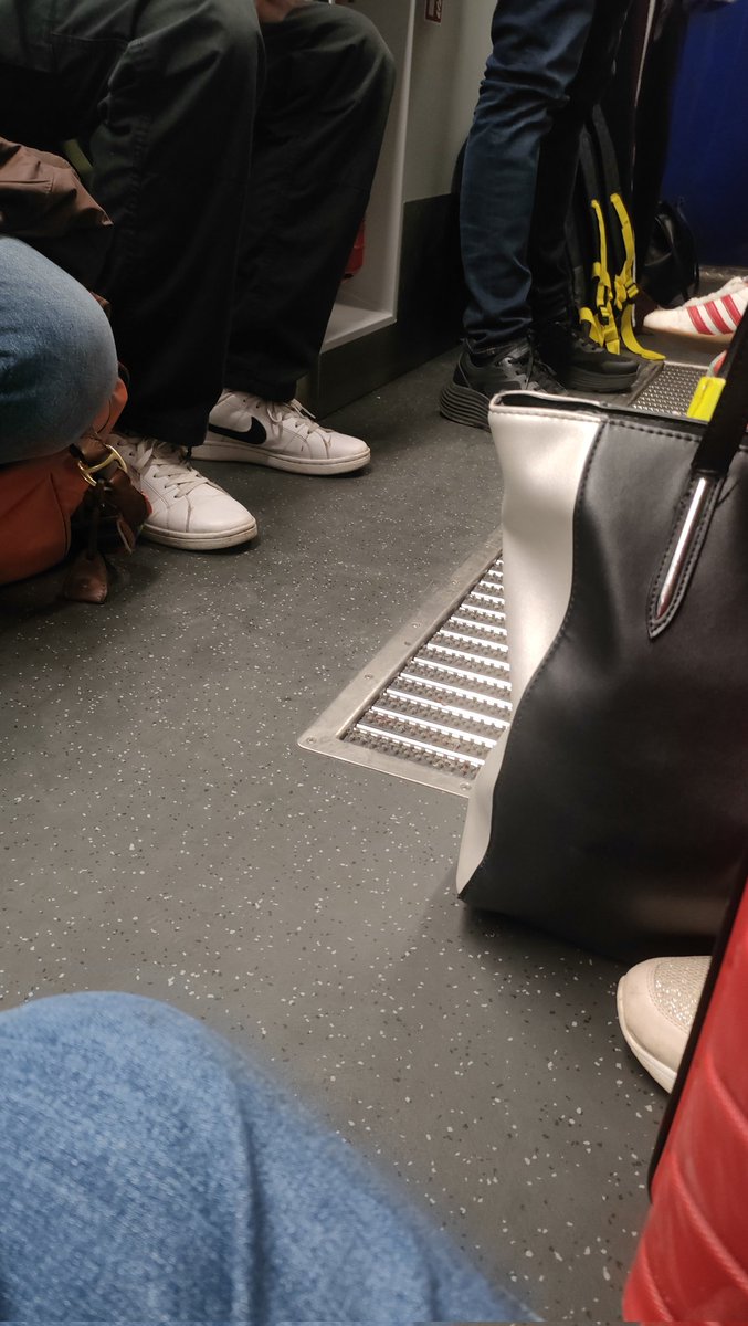 Burzynska Agnieszka tweet media