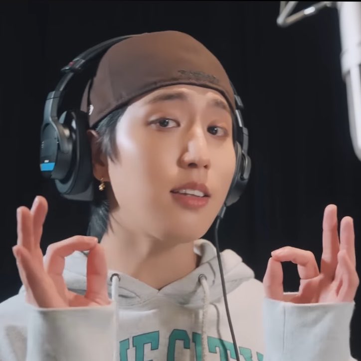 HAN CRAVE tweet media