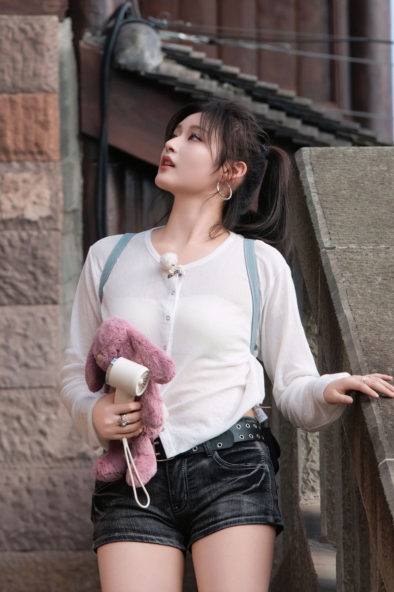 athena pics tweet media