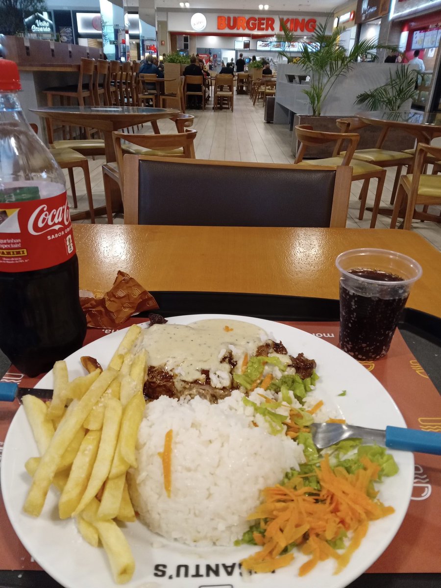 Saco vazio não para em pé! 😋