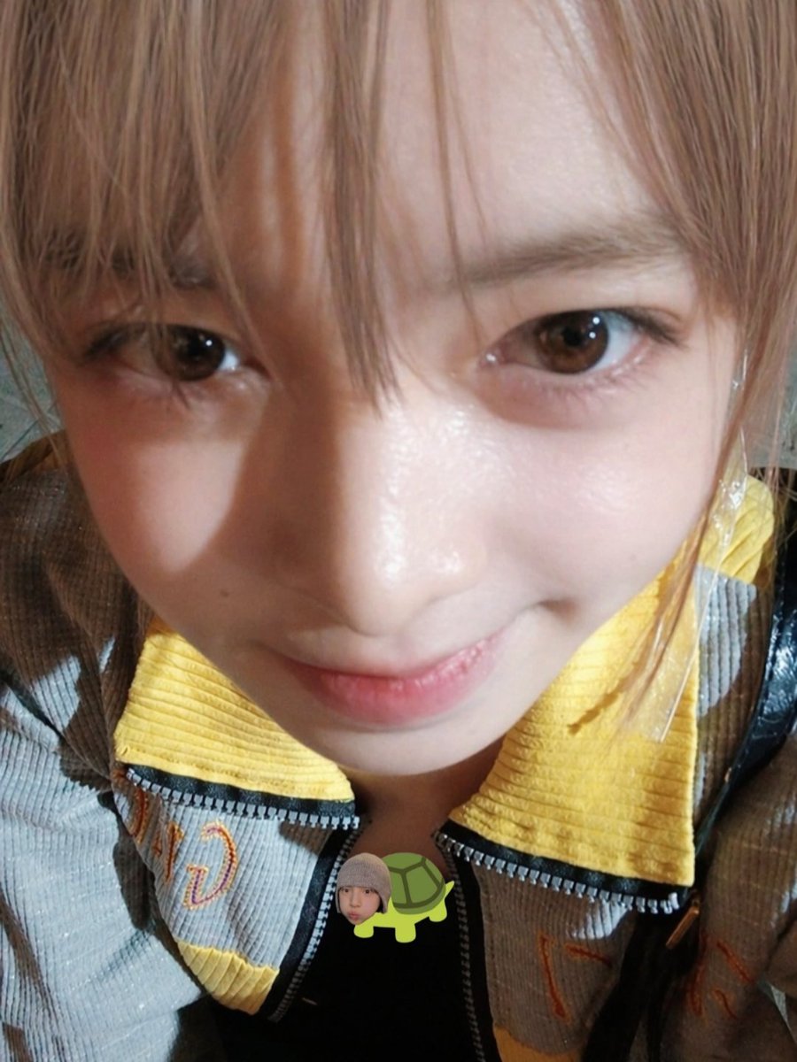 𖥻 rain tweet media