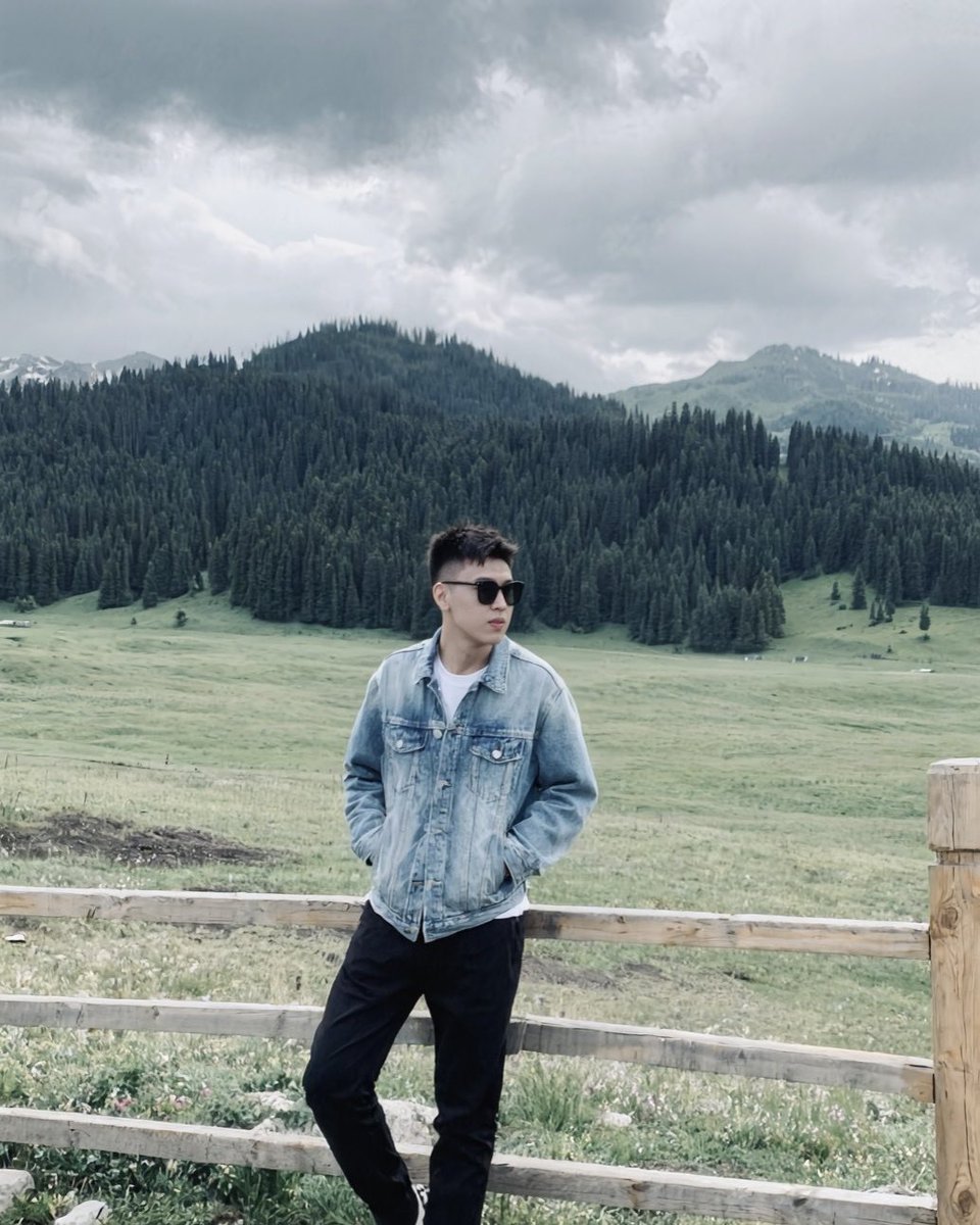 yi_ze80336's tweet image. 台北有人要認識嗎

#台北 #新北