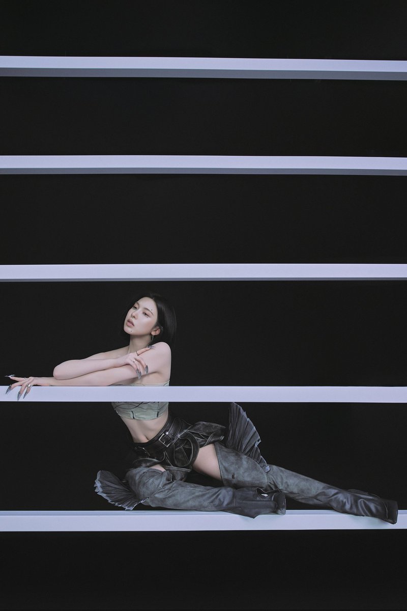 funky 𓆈 tweet media