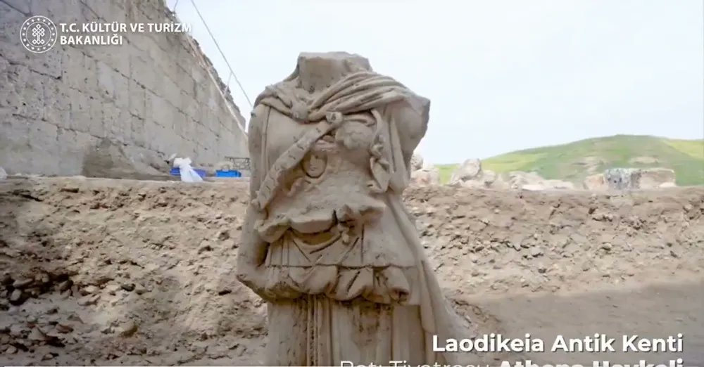 Afroditi Manou 🌞🇬🇷 tweet media