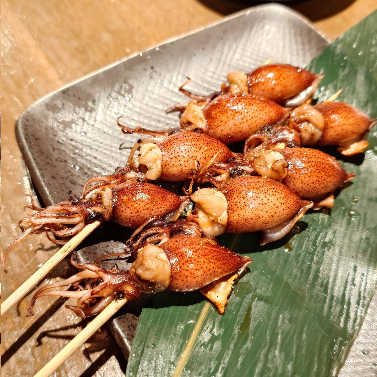 友人と飲みに行ったらヴァンサン・ゲルレのビスキュイサンドをプレゼントしてくれた🍪
焼き鳥美味しくて久々に楽しい華金🍺