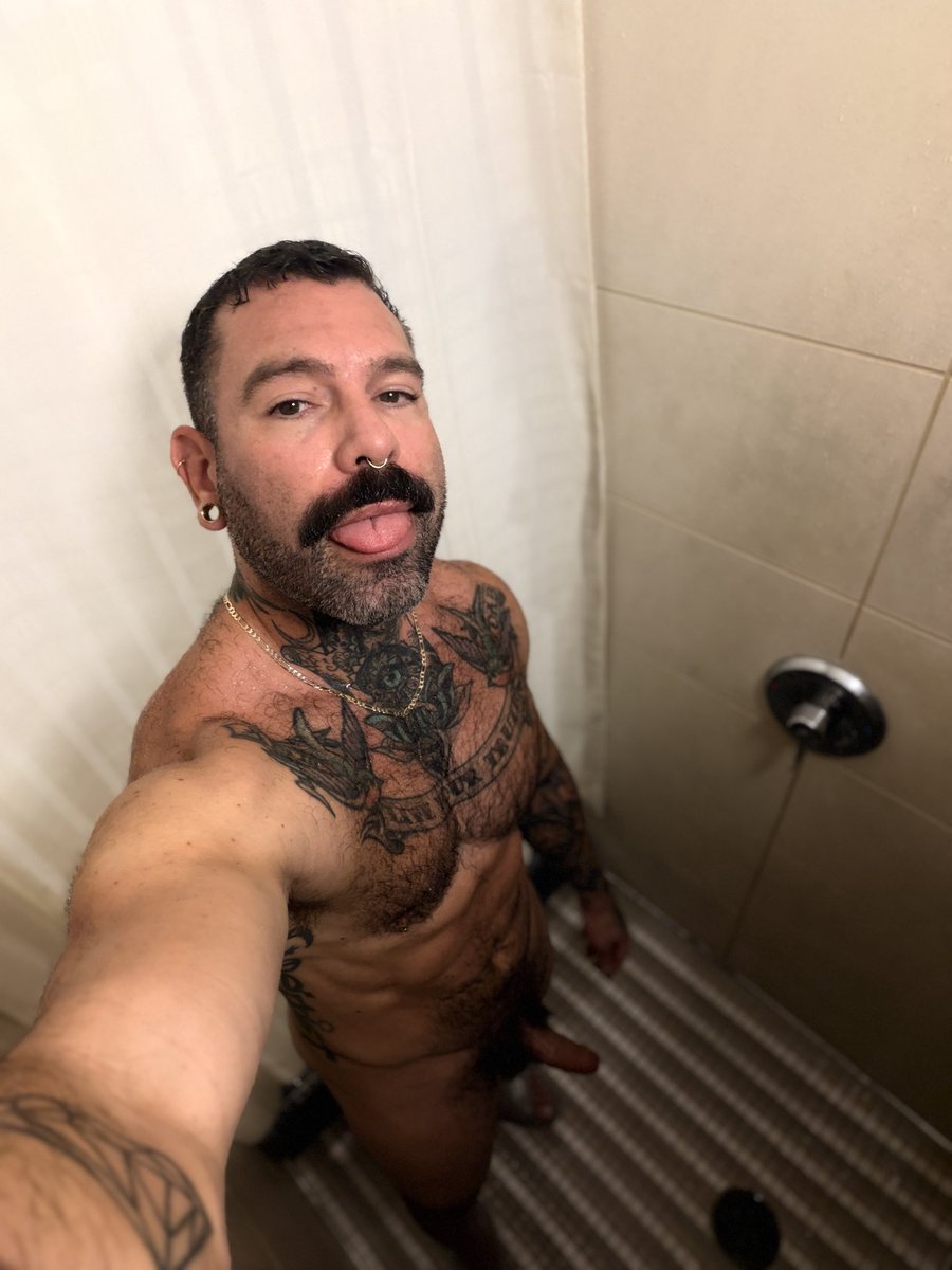 Uncut Dad tweet media