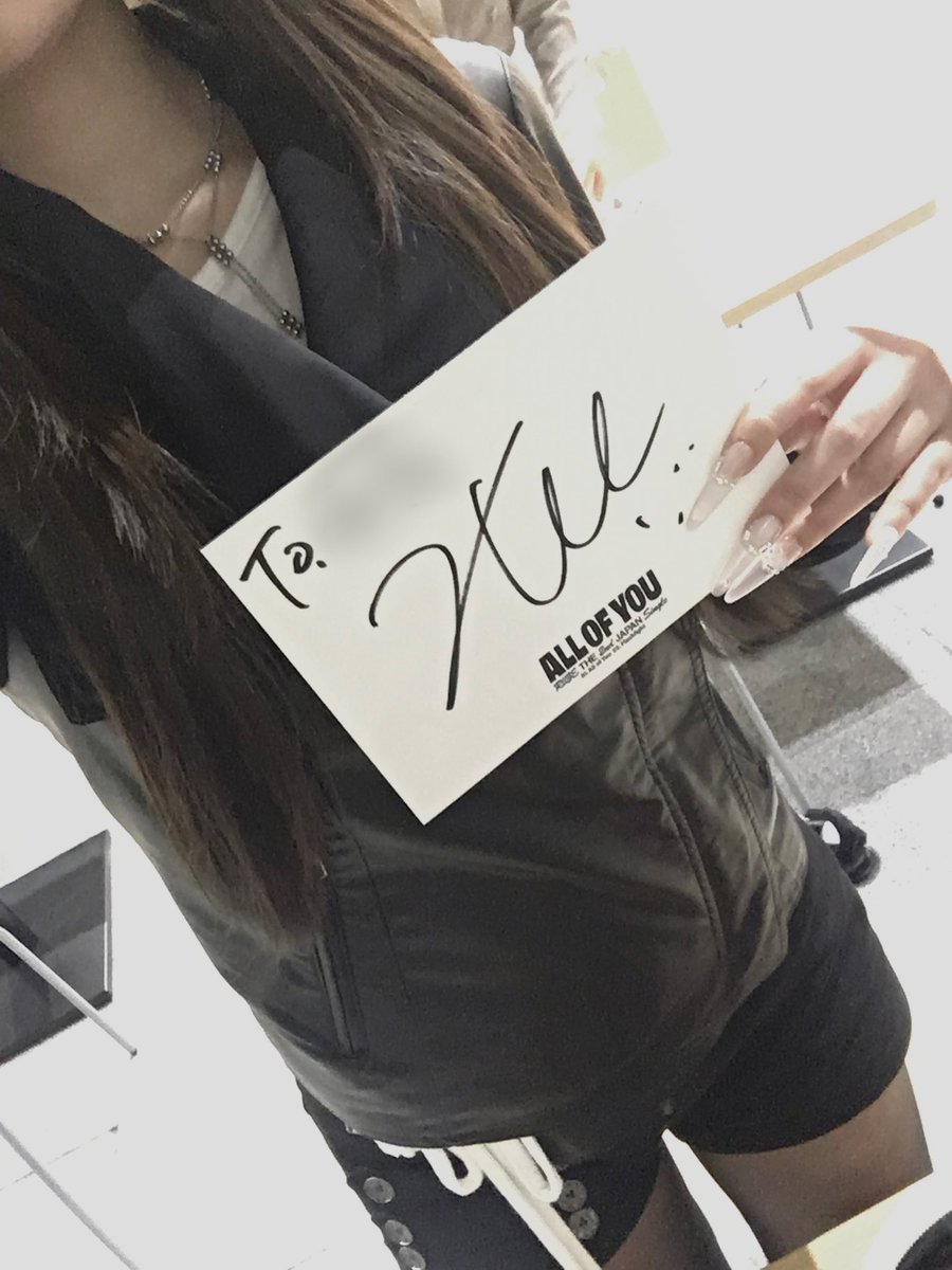 ohmylee52's tweet photo. hee･.･･ https://t.co/nPY2mACPVC