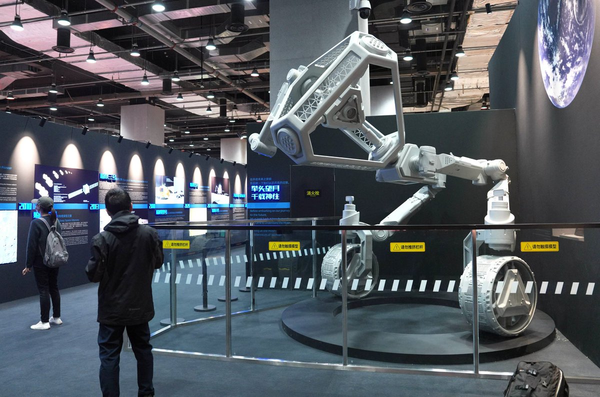 touch_beijing's tweet image. An immersive #space #exhibition focusing on the far side of the #moon, is held at the China Science and Technology #Museum in #Beijing.