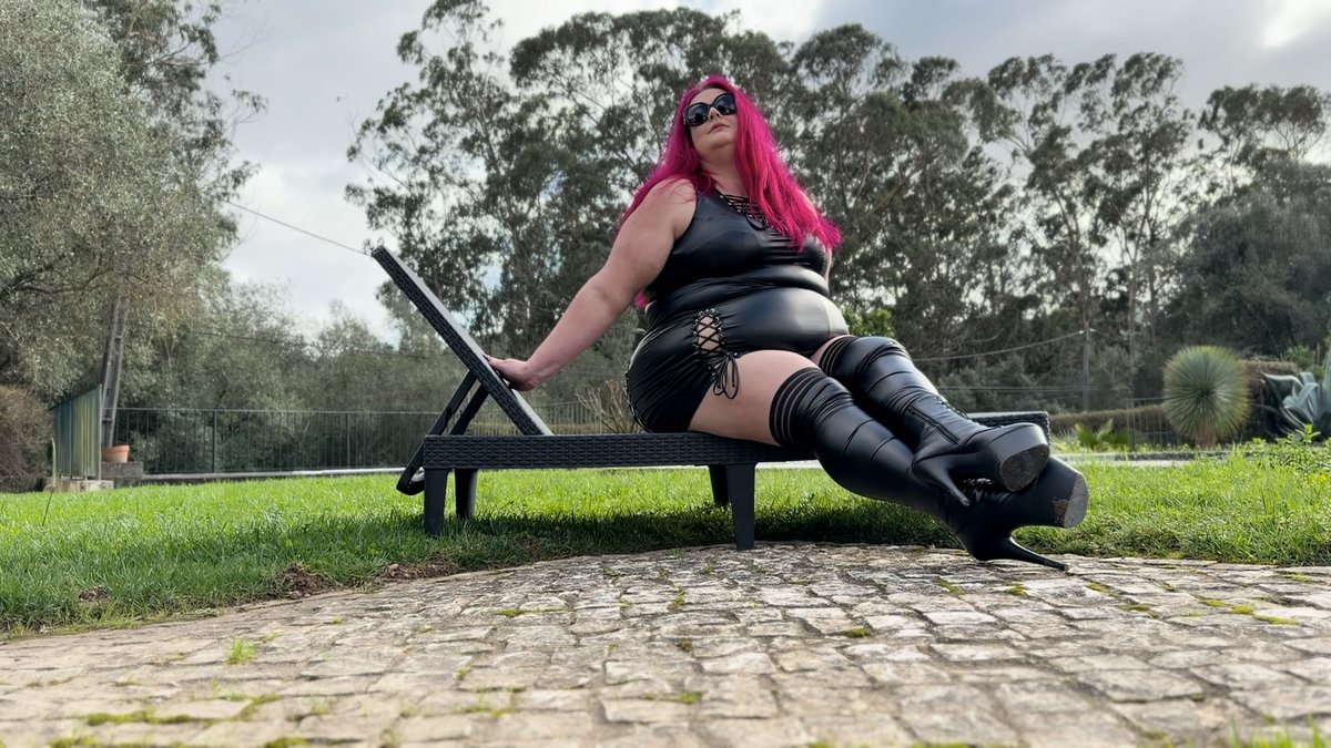 MissCatastroV's tweet photo. Have you found Me on Telegram yet? 

https://t.co/jZfDHmRQE3 https://t.co/khNlGn9Ao9