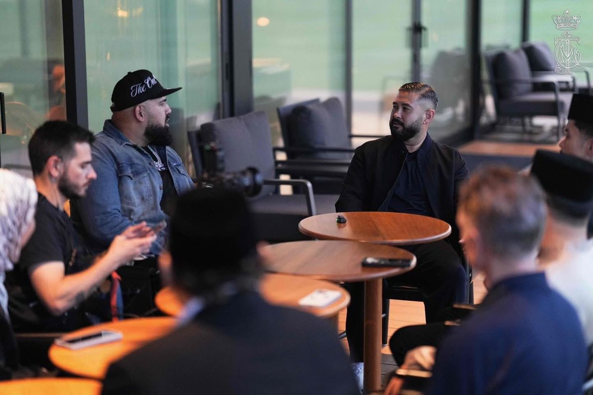 HRH Crown Prince of Johor tweet media