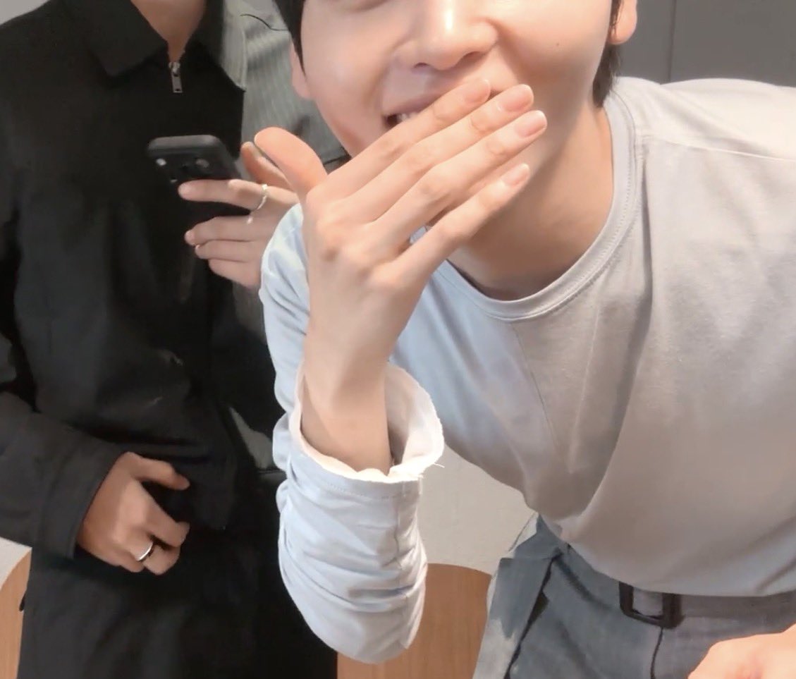 selmsongism ؛ ଓ tweet media